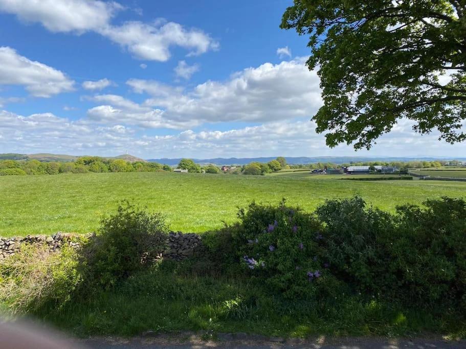 Outskirts Of Ulverston, Entire Cottage - Sleeps 4 Exterior foto